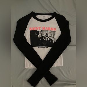 Brandy graphic long sleeve